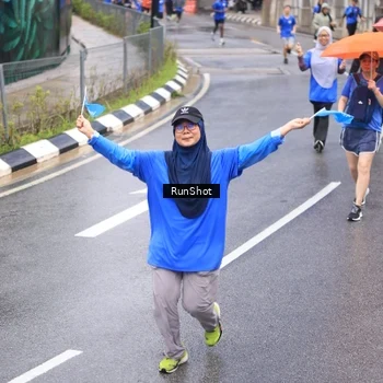 Runner Photo 7945474