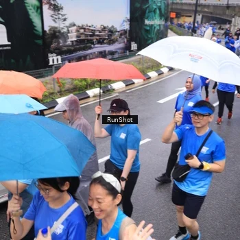 Runner Photo 7945481