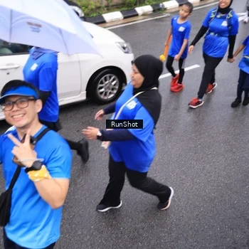 Runner Photo 7945483