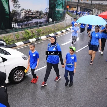 Runner Photo 7945490