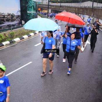 Runner Photo 7945503