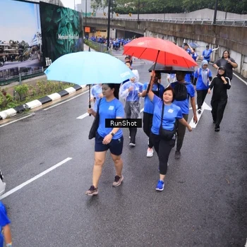 Runner Photo 7945505
