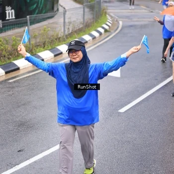 Runner Photo 7945544