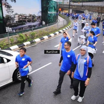 Runner Photo 7945568