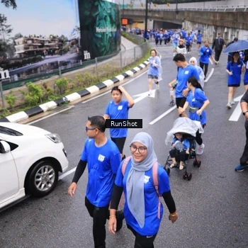 Runner Photo 7945574