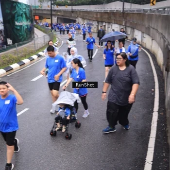 Runner Photo 7945584