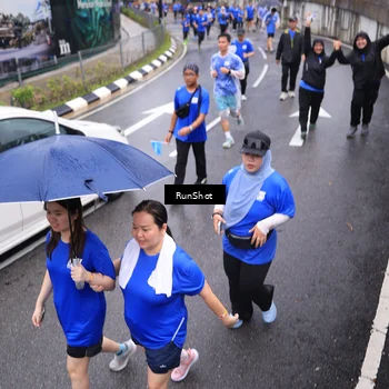 Runner Photo 7945644