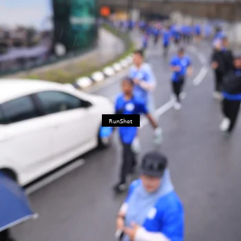 Runner Photo 7945653