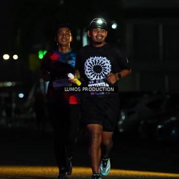 Runner Photo 7945654