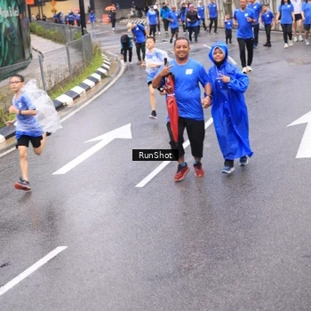 Runner Photo 7945682