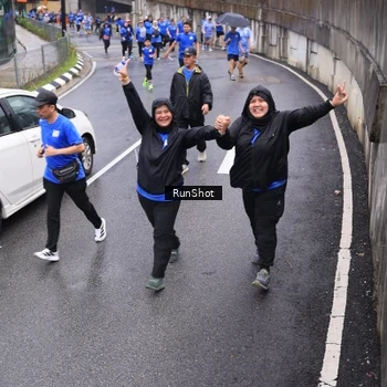 Runner Photo 7945683