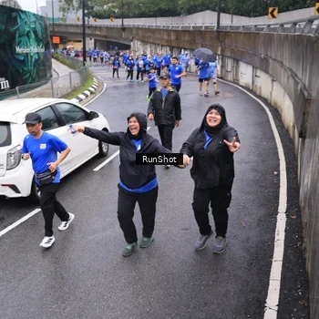 Runner Photo 7945686