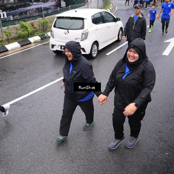 Runner Photo 7945698