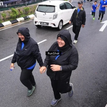 Runner Photo 7945701