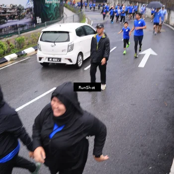 Runner Photo 7945704