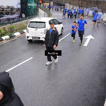 Runner Photo 7945712