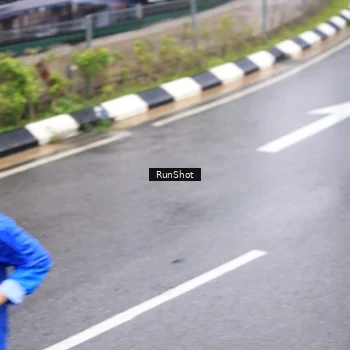 Runner Photo 7945729