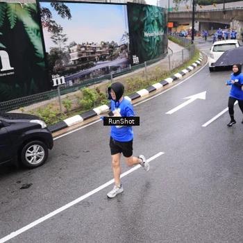 Runner Photo 7945743