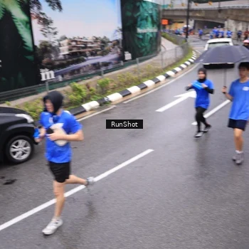 Runner Photo 7945748