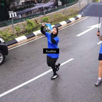 Runner Photo 7945759