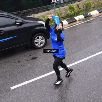 Runner Photo 7945766