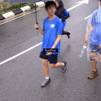 Runner Photo 7945778