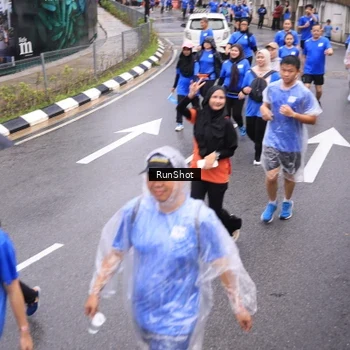 Runner Photo 7945783