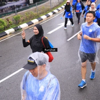 Runner Photo 7945793
