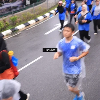 Runner Photo 7945795