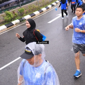 Runner Photo 7945797