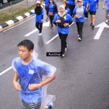 Runner Photo 7945803