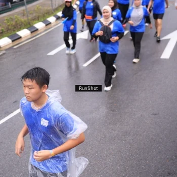Runner Photo 7945808