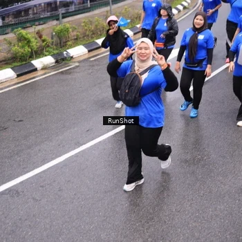 Runner Photo 7945821