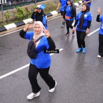 Runner Photo 7945827
