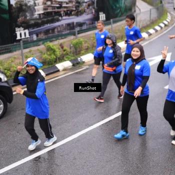 Runner Photo 7945836