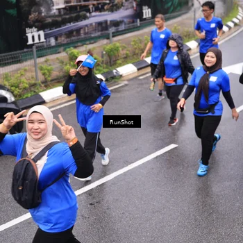 Runner Photo 7945837
