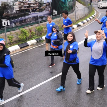 Runner Photo 7945839