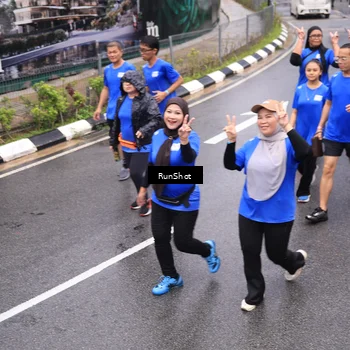 Runner Photo 7945840