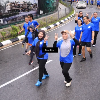 Runner Photo 7945844