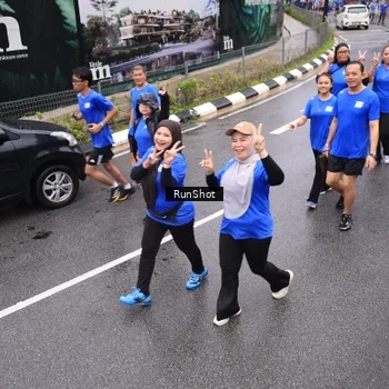 Runner Photo 7945852