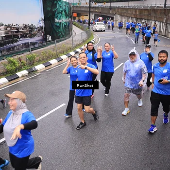 Runner Photo 7945857