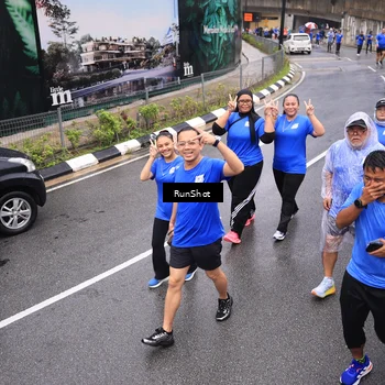 Runner Photo 7945872