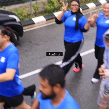 Runner Photo 7945877