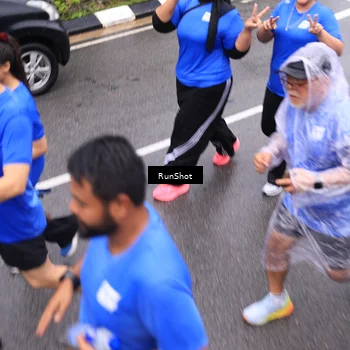Runner Photo 7945878