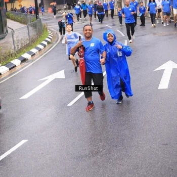 Runner Photo 7945909
