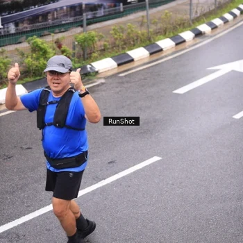 Runner Photo 7945933