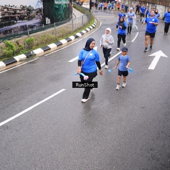 Runner Photo 7945946