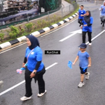 Runner Photo 7945967