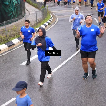 Runner Photo 7945977