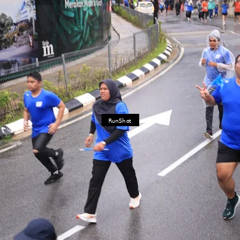 Runner Photo 7945981